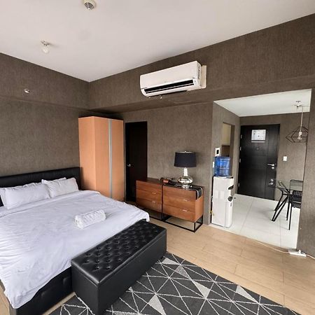 Modern Studio At Naia Terminal 3 Манила Екстериор снимка